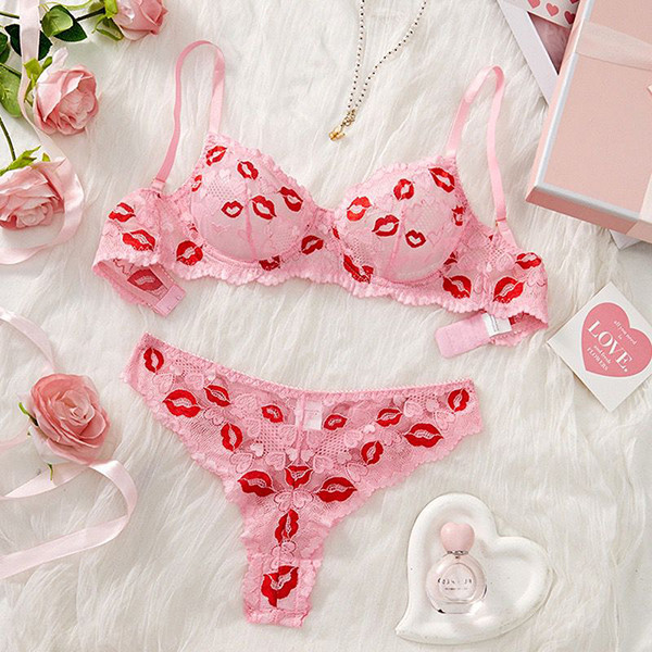 Heart Pattern Patchwork Lingerie Set Romantic